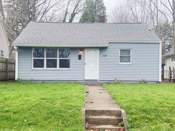 1329 Fremont Street, South Bend, IN 46628