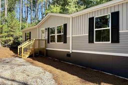 211 Compass Drive photo 4
