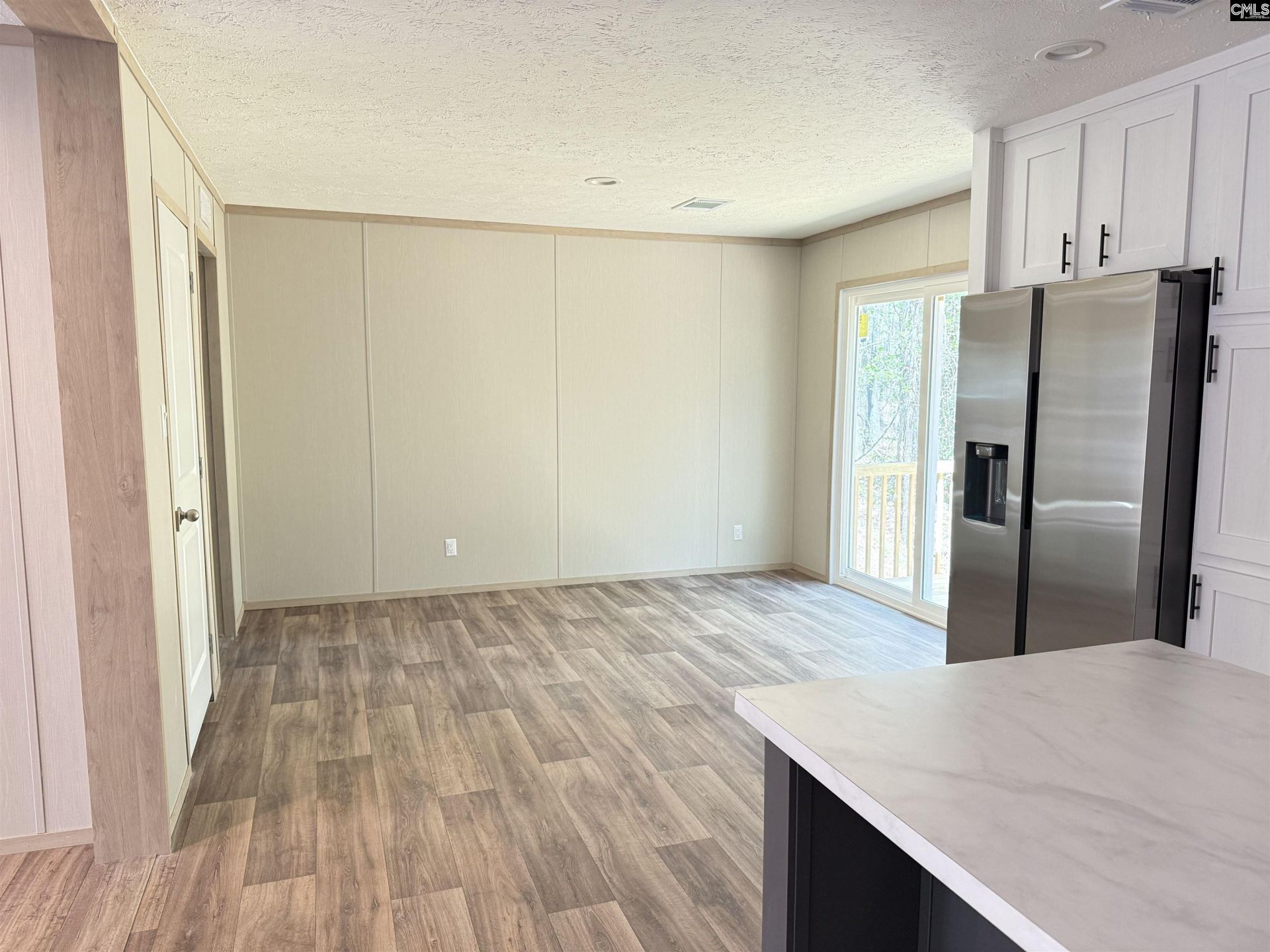 211 Compass Drive  Photo 9