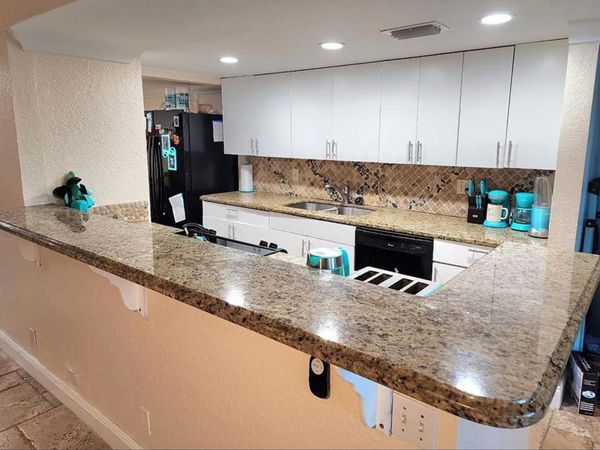 2790 NW 80th Avenue, Sunrise, FL 33322