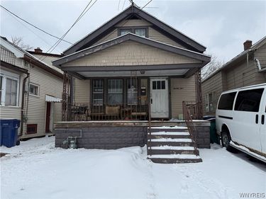 25 Chadduck Avenue, Buffalo, NY 14207