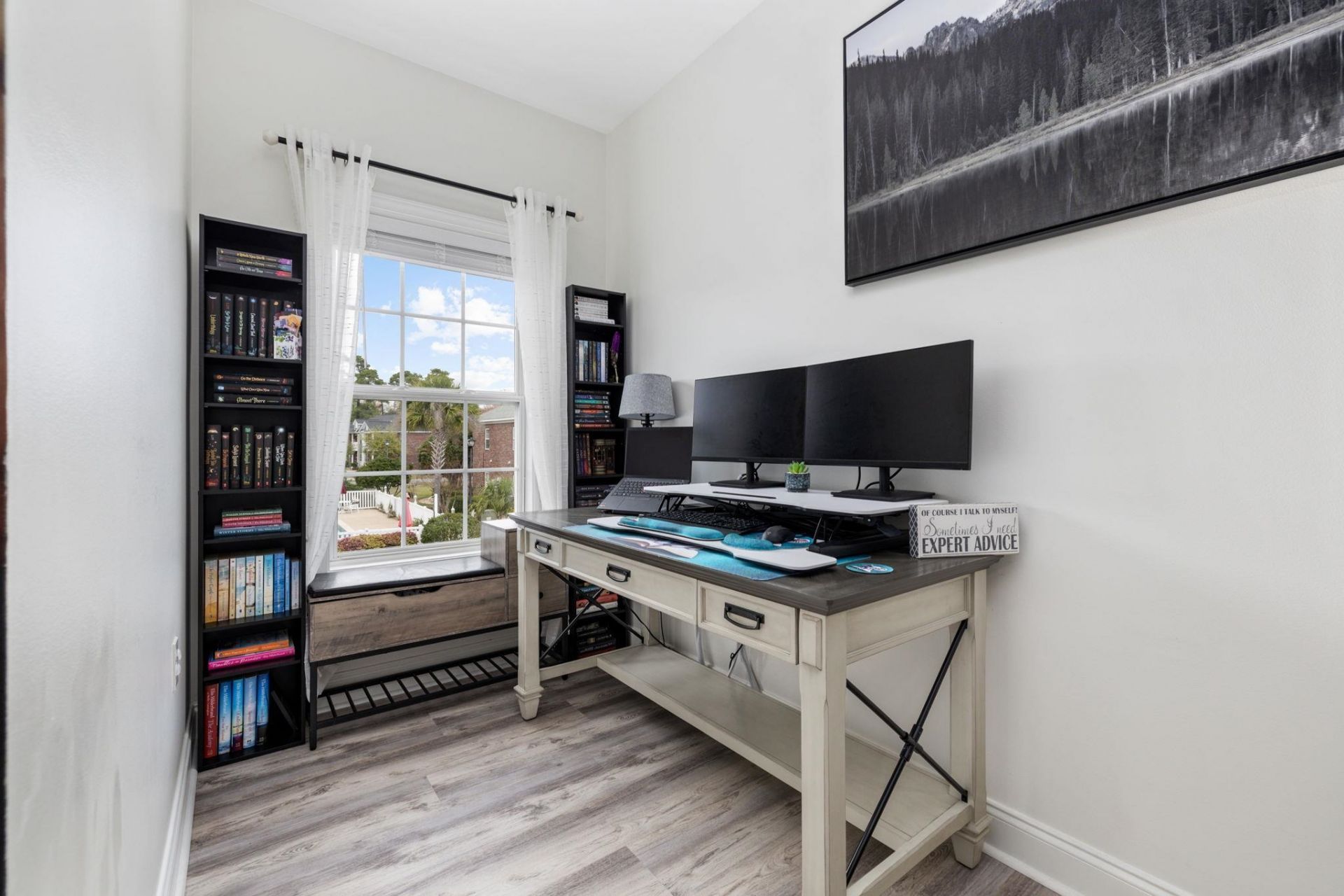 2013 Silvercrest Dr. Photo 16