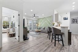 2013 Silvercrest Dr. photo 4