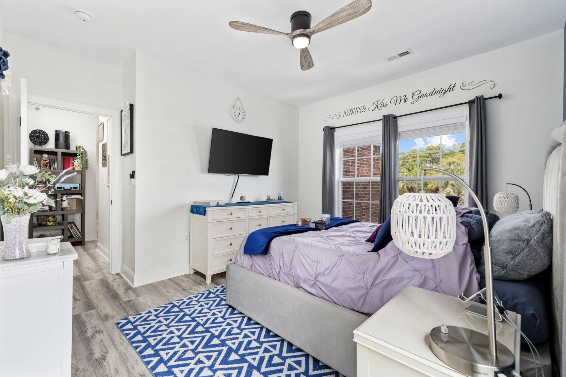 2013 Silvercrest Dr. Photo 23