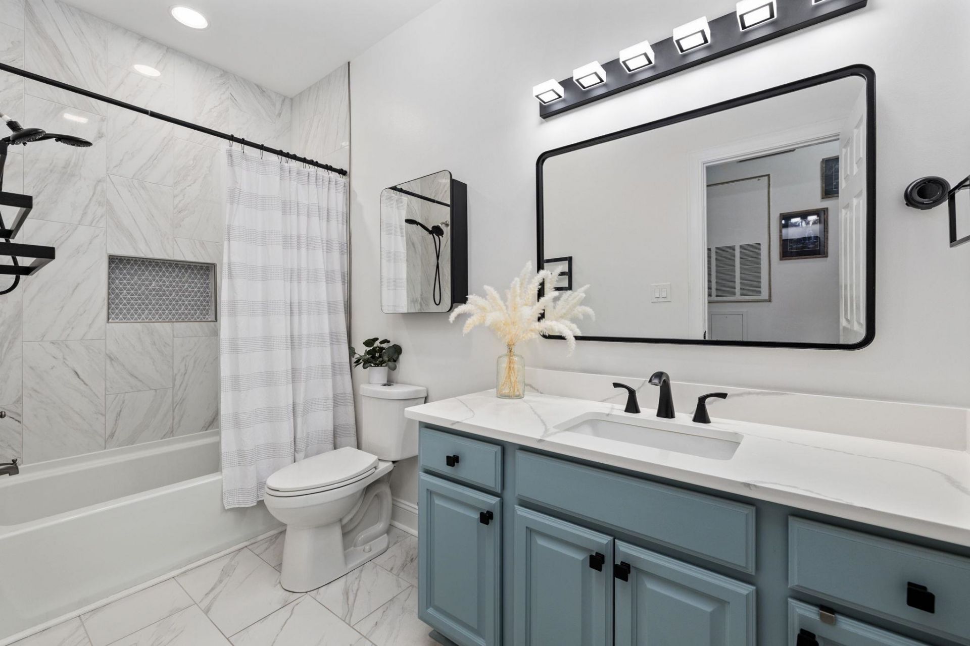 2013 Silvercrest Dr. Photo 24