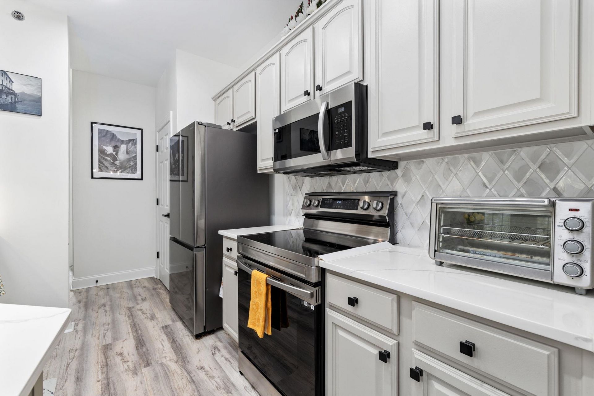 2013 Silvercrest Dr. Photo 9