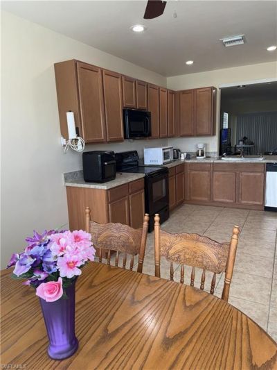 1823 SW 16th Ter, Cape Coral, FL 33991 Photo