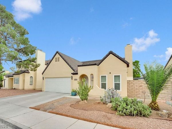 2324 Florissant Drive, Las Vegas, NV 89128