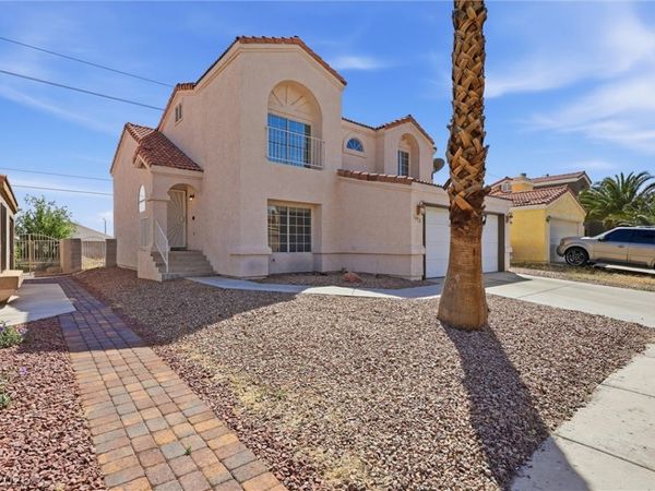 1612 Royal Palm Drive, Las Vegas, NV 89128