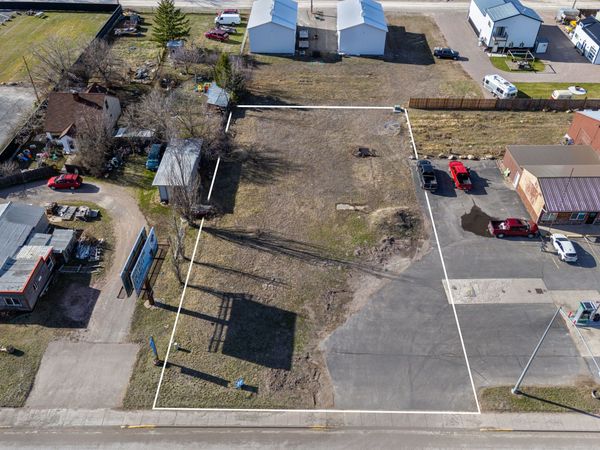 7350 US Hwy 2 E, Columbia Falls, MT 59912