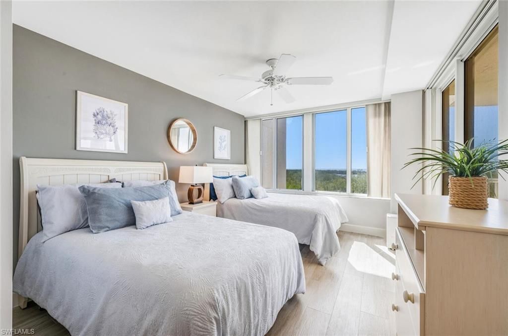 6849 Grenadier Blvd, Unit 503, Naples, FL 34108 Photo