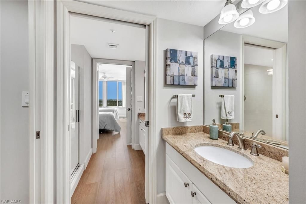 6849 Grenadier Blvd, Unit 503, Naples, FL 34108 Photo