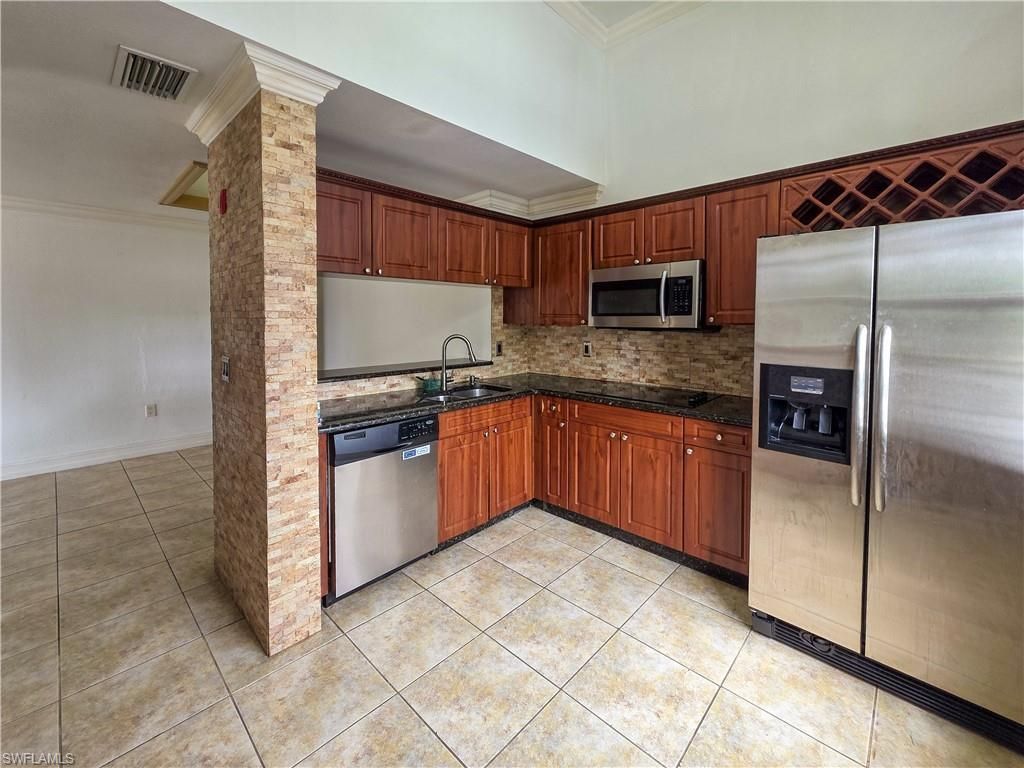 3407 Winkler Ave , Unit 304, Fort Myers, FL 33916 Photo
