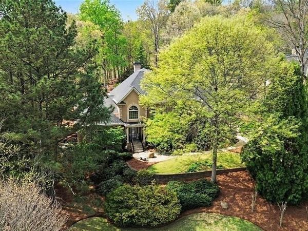 810 Buttercup Trace, Alpharetta, GA 30022