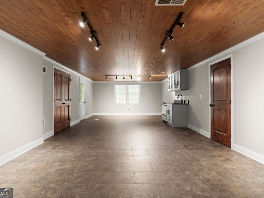 Property Image 72