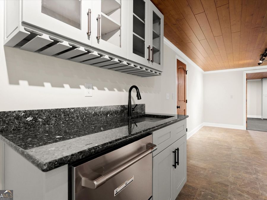 Property Image 76