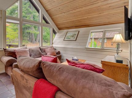 295 Snowbird Loop, Tahoma, CA 96142 Photo