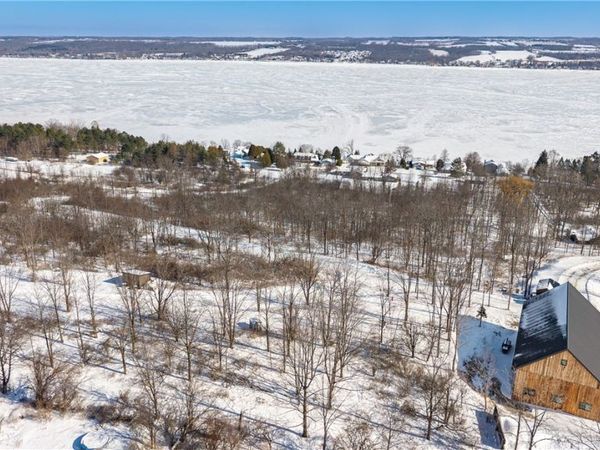 4100 Onnalinda Drive, Canandaigua, NY 14424