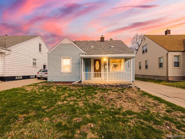 24350 Union Street , Dearborn, MI 48124