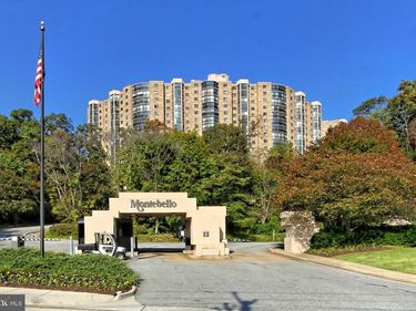 5903 MOUNT EAGLE DRIVE, Unit 203, ALEXANDRIA, VA 22303