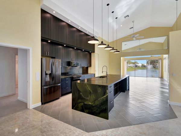 11922 Fountainside Circle, Boynton Beach, FL 33437