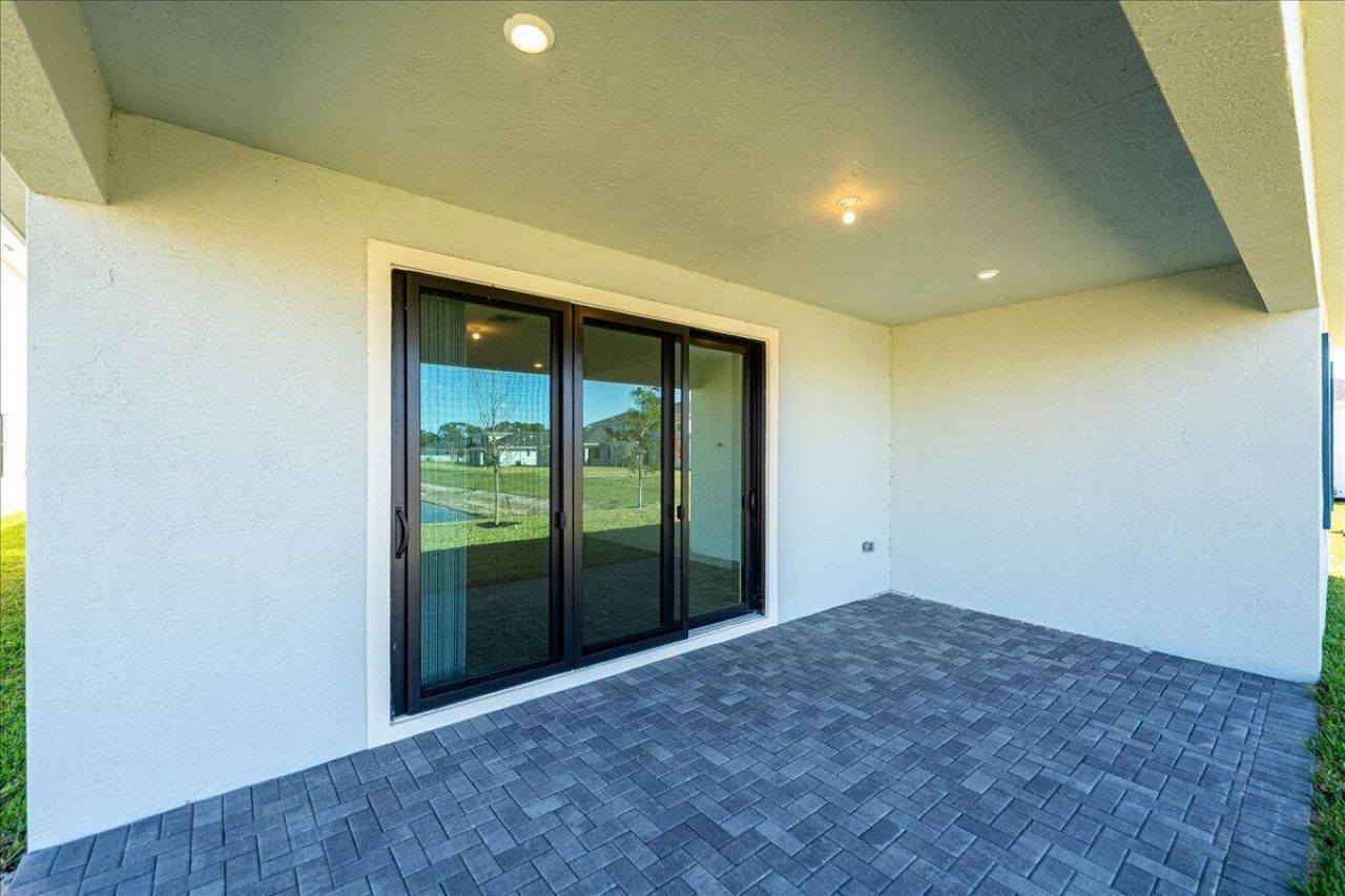 6661 NW Heirloom Terrace, Port Saint Lucie, FL 34987 Photo