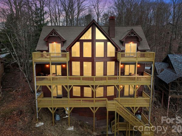 277 Kestrel Court , Sapphire, NC 28774