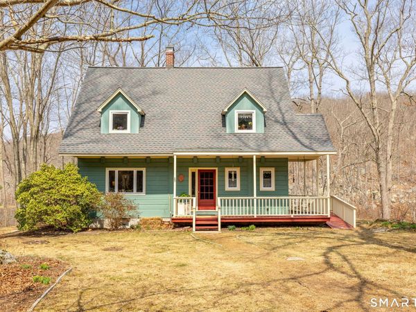 685 Norwich, Colchester, CT 06415