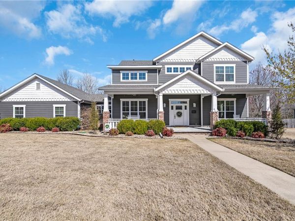 900 Towerhill Drive, Cave Springs, AR 72718