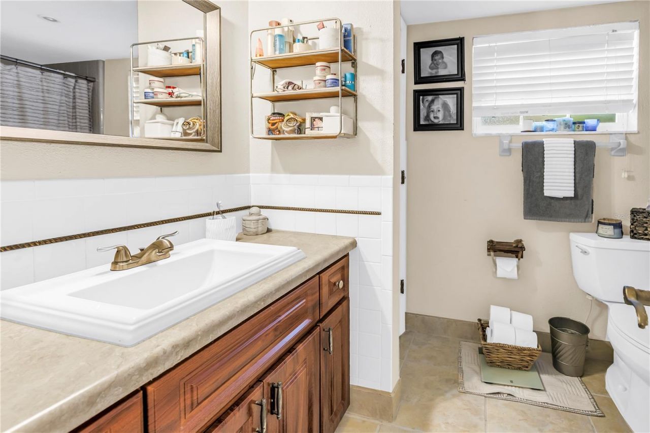 12487 93rd Avenue , Seminole, FL 33772 Photo