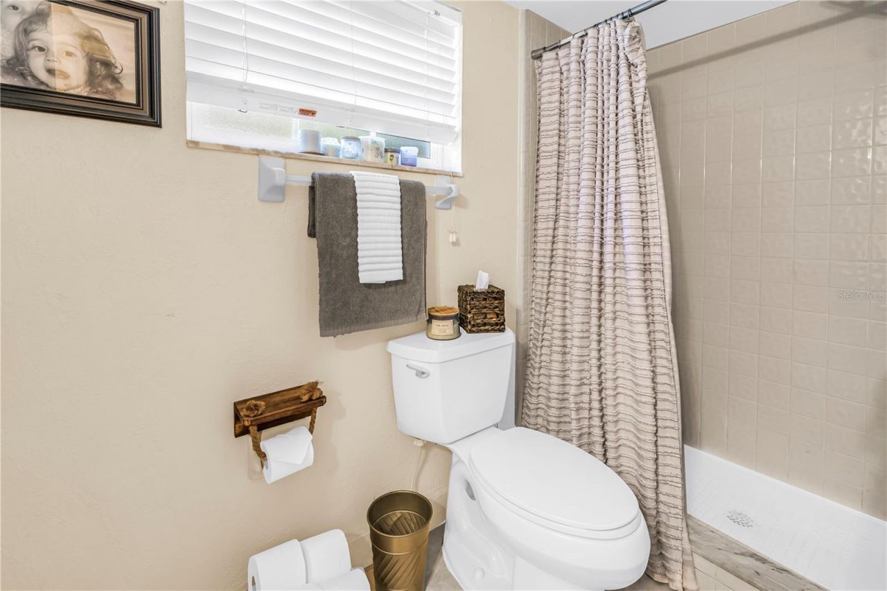 12487 93rd Avenue , Seminole, FL 33772 Photo