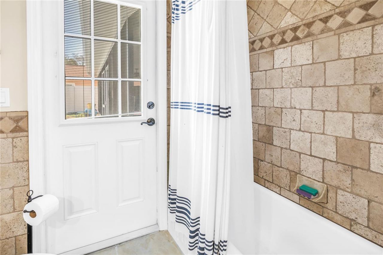 12487 93rd Avenue , Seminole, FL 33772 Photo