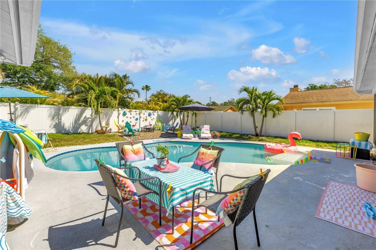 12487 93rd Avenue , Seminole, FL 33772 Photo