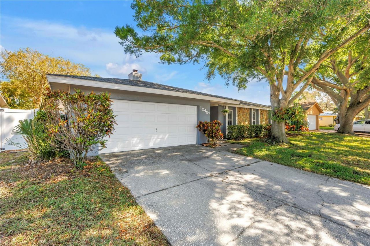 12487 93rd Avenue , Seminole, FL 33772 Photo