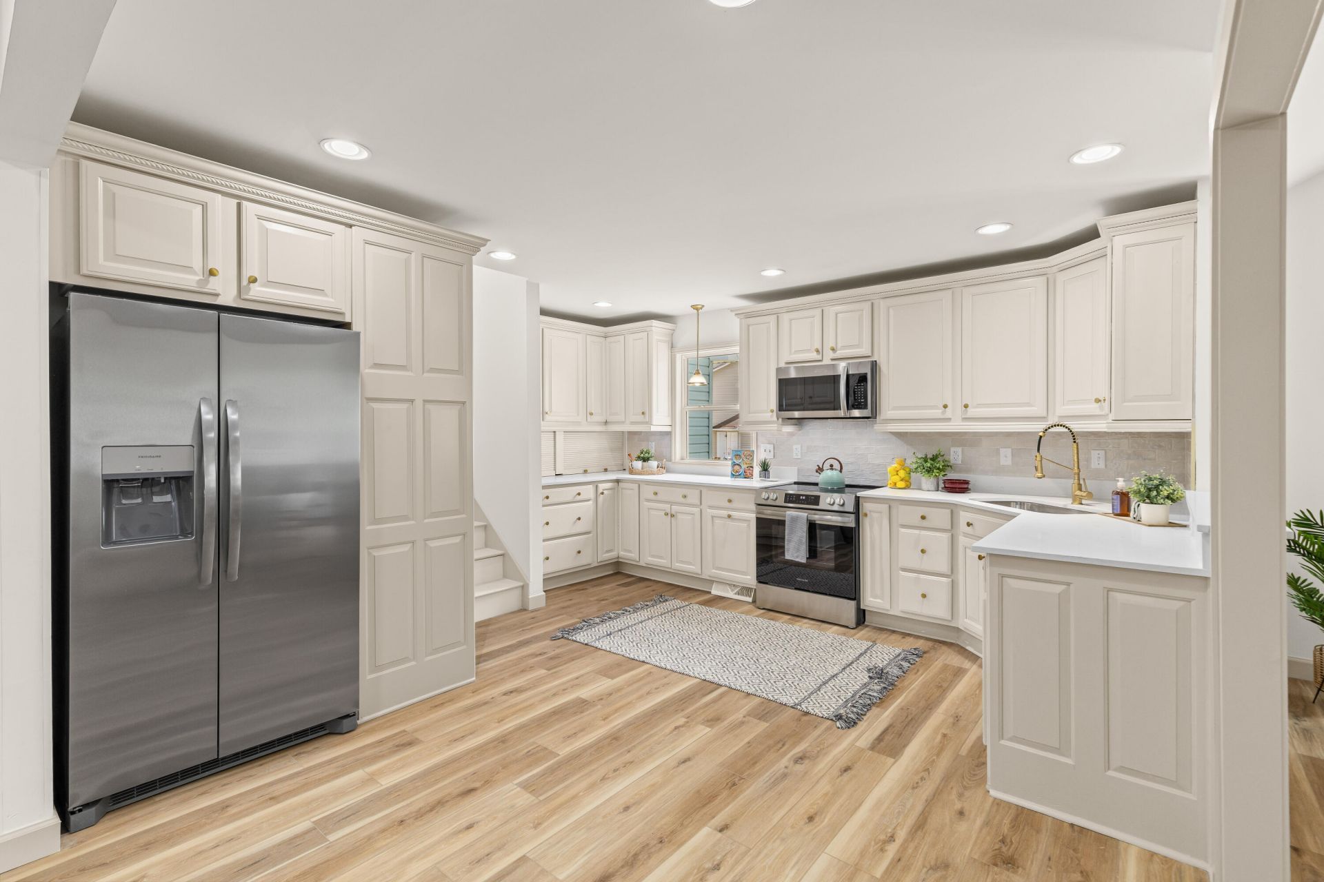 8568 Wagram Lane Photo 6