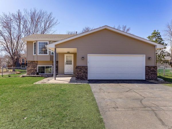 11874 Jonquil Street NW, Coon Rapids, MN 55433