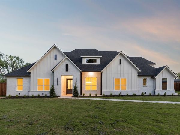 3710 Castle Drive, Rowlett, TX 75089