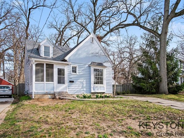 1321 Ballard Street SE, Grand Rapids, MI 49507