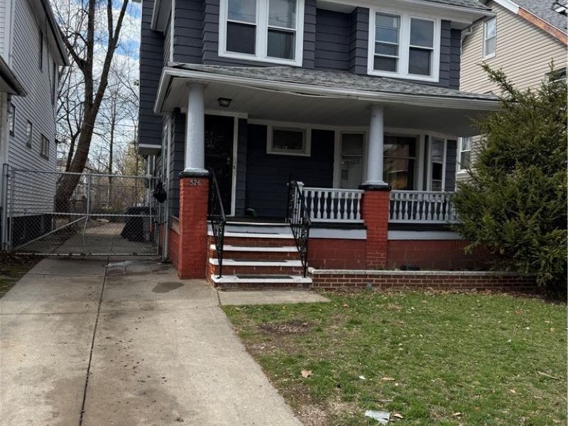 526 E 118th Street, Cleveland, OH 44108 Photo 1