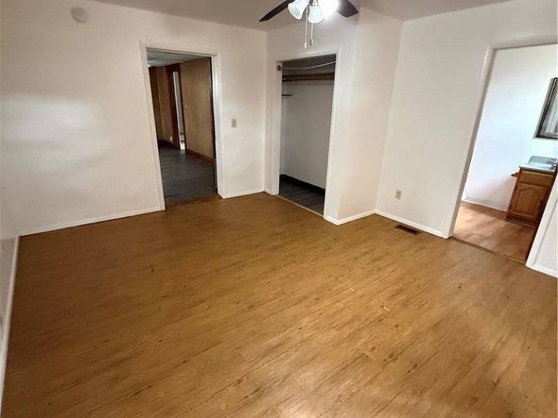 526 E 118th Street, Cleveland, OH 44108 Photo 15