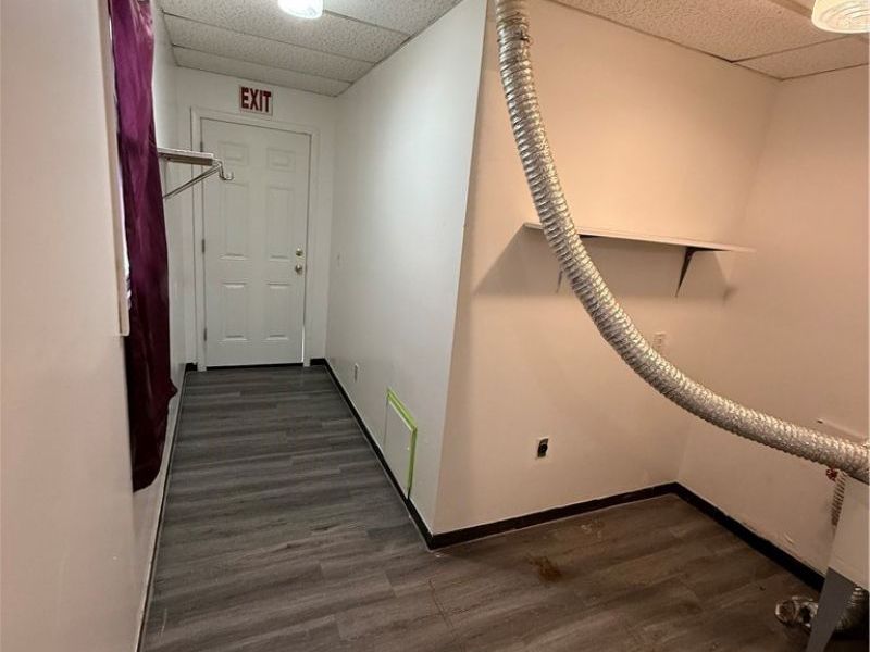 526 E 118th Street, Cleveland, OH 44108 Photo 18