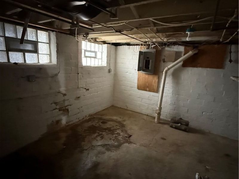 526 E 118th Street, Cleveland, OH 44108 Photo 21