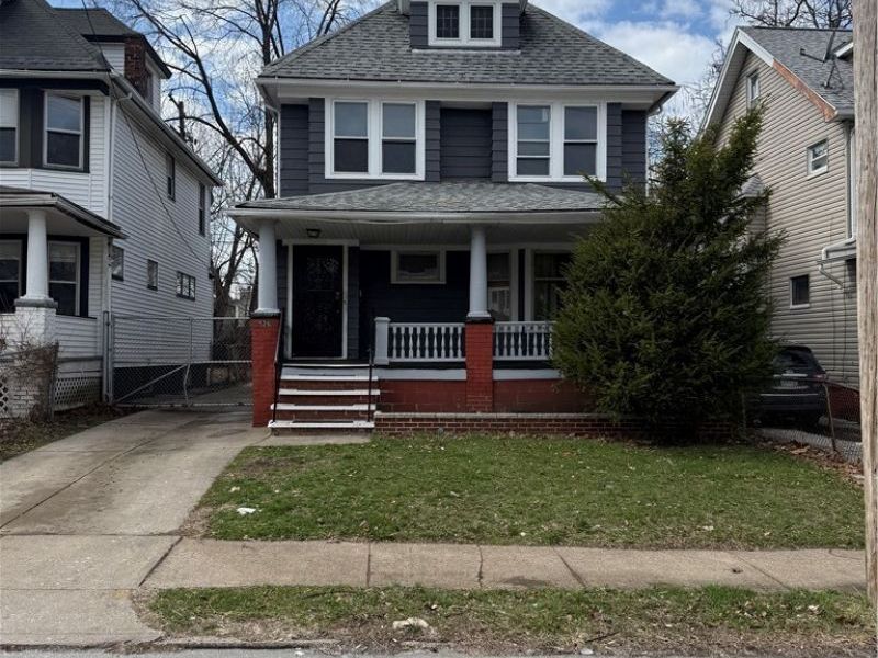 526 E 118th Street, Cleveland, OH 44108 Photo 3