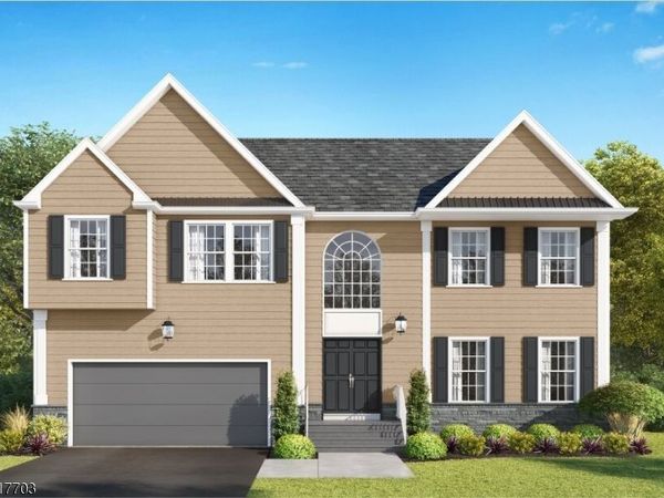 45 Montgomery St, Piscataway, NJ 08854