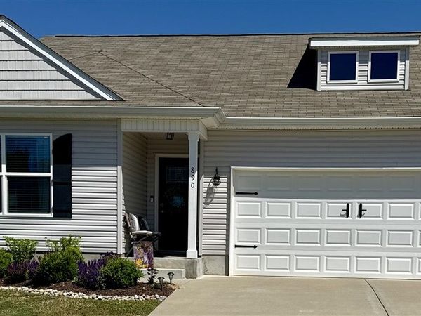 890 McFadin Station Street, Bowling Green, KY 42103