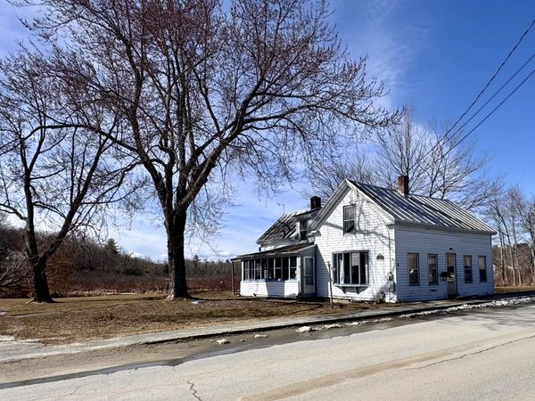 16 Heath Street, Oakland, ME 04963