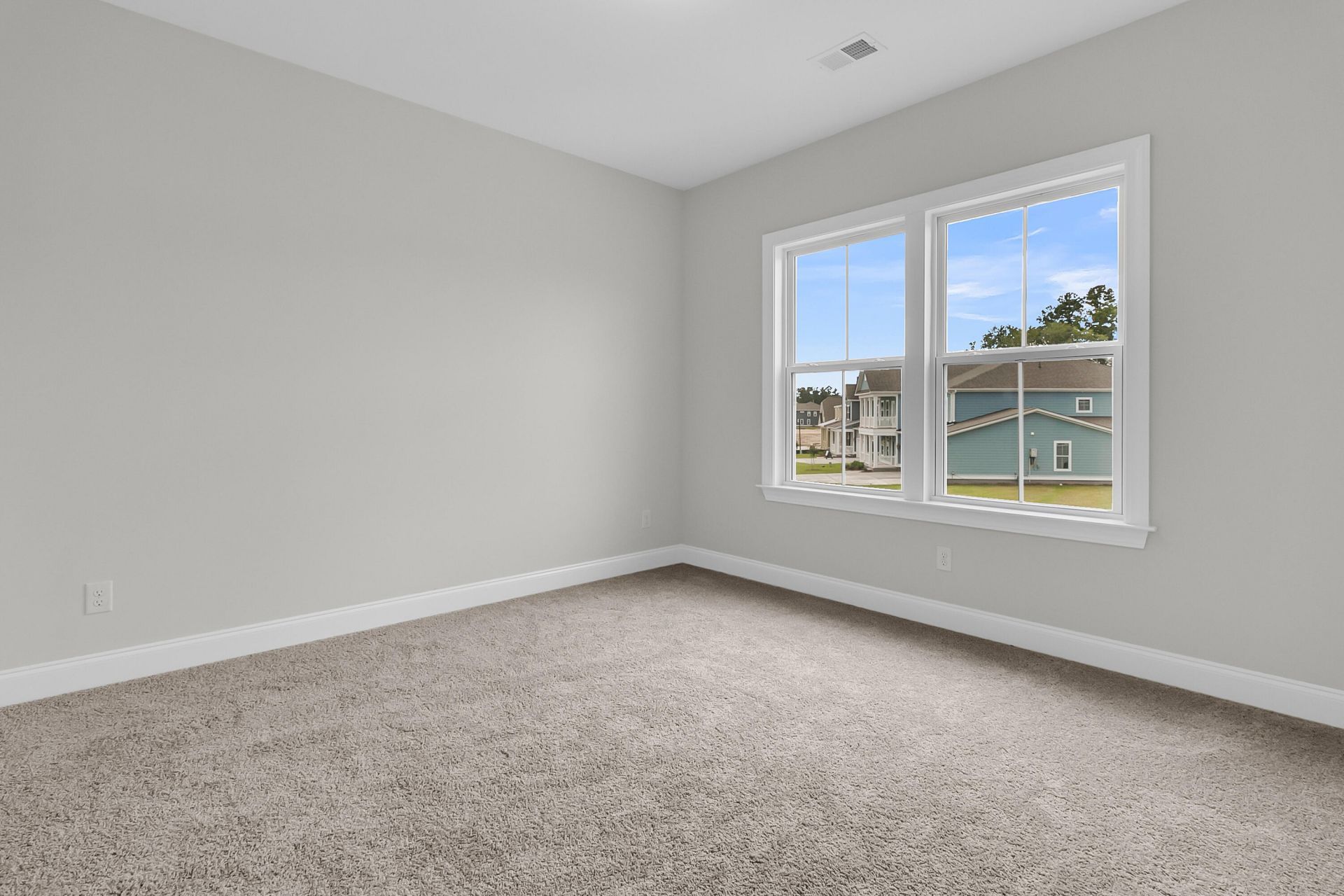 747 Maynard Lane Photo 43