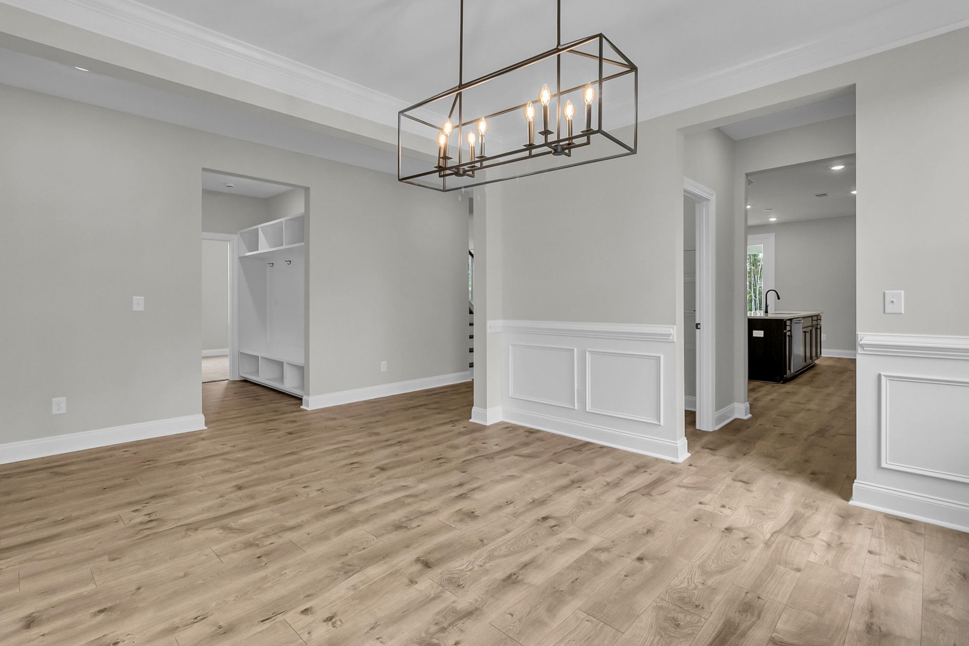 747 Maynard Lane Photo 9