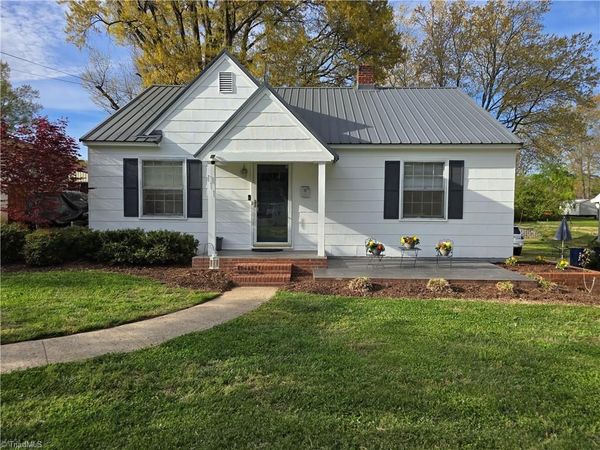 111 Rhyne Avenue , Winston-Salem, NC 27127