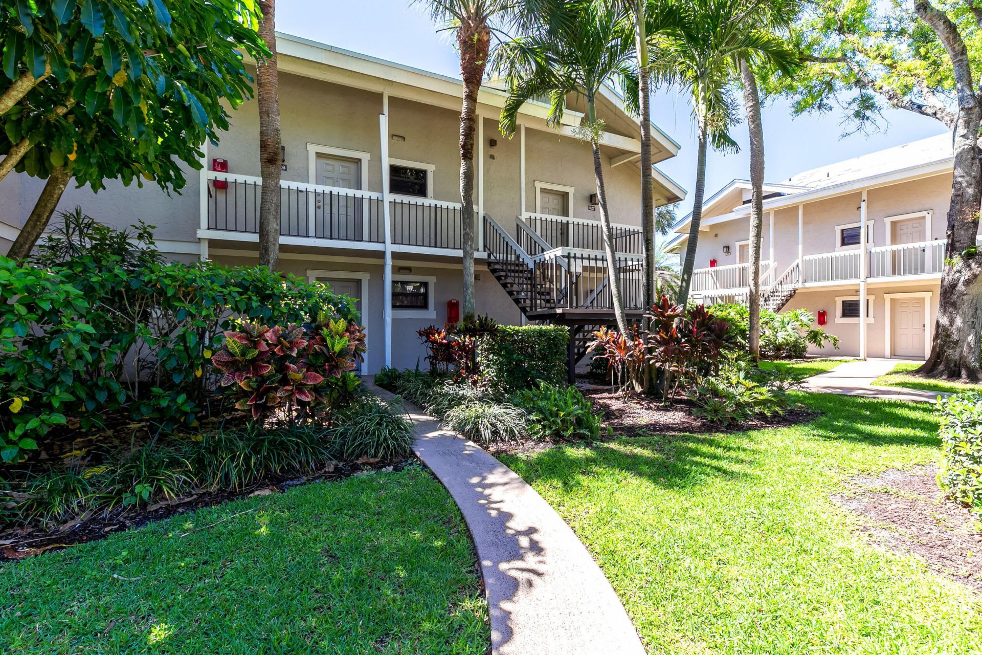 11863 Wimbledon Circle, Unit 527, Wellington, FL 33414 Photo